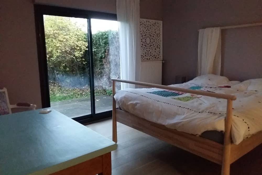 Villa de charme en bord de mer dans un environnement calme et sécurisé in Cabourg, Région de Caen