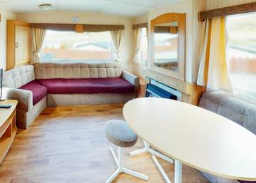 Caravan for 6 People in Fishguard, Pembrokeshire, Photo 2