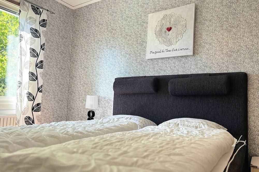 Connys Hus – Modernes Ferienhaus nahe Kosta Outlet & Glasreich in Småland in Kronoberg