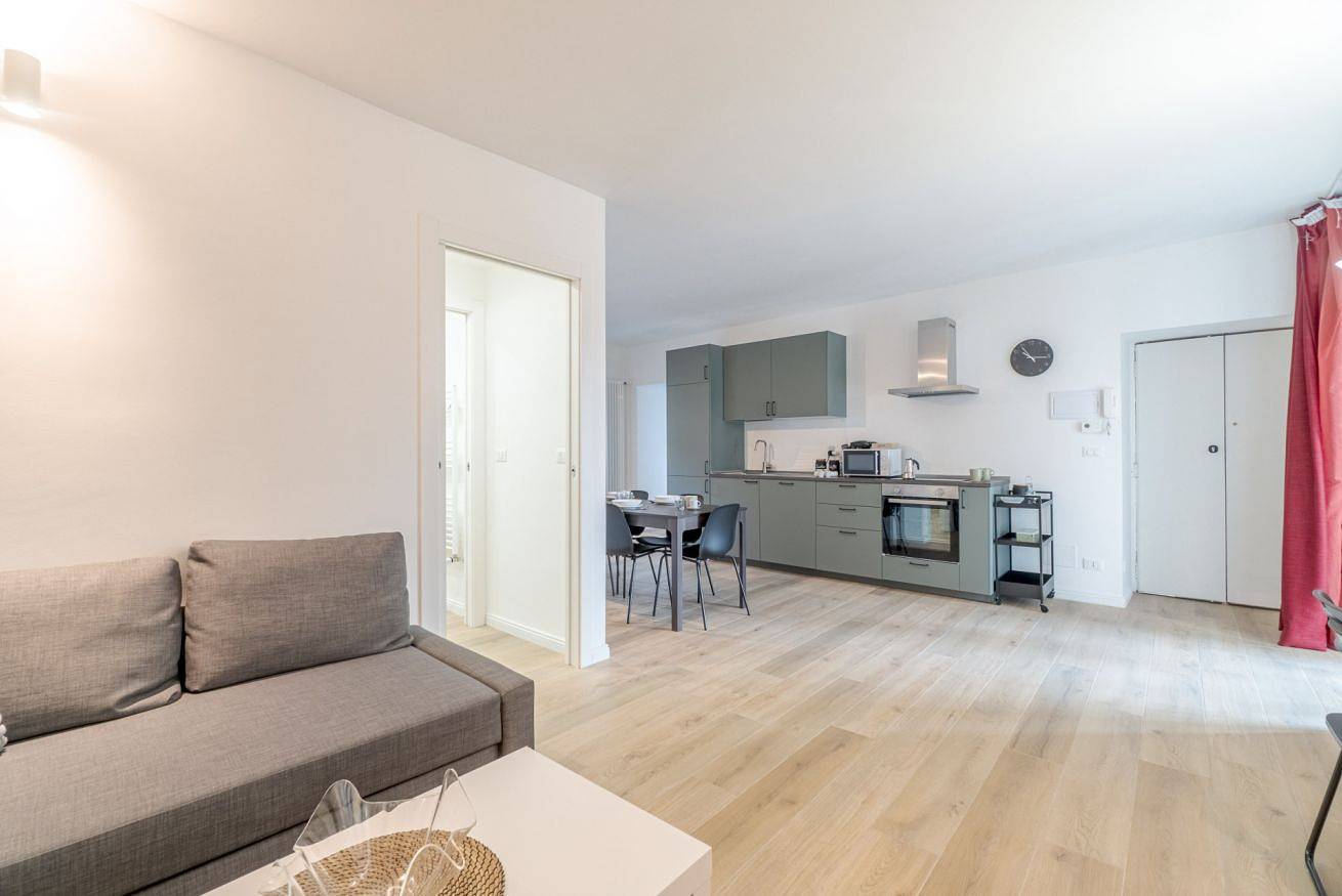 Apartamento entero, Apartamento de vacaciones para 6 personas con balcón in Turín, Provincia de Torino