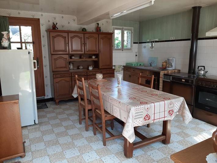 Gîte pour 5 personnes, avec jardin dans Crouy-Saint-Pierre