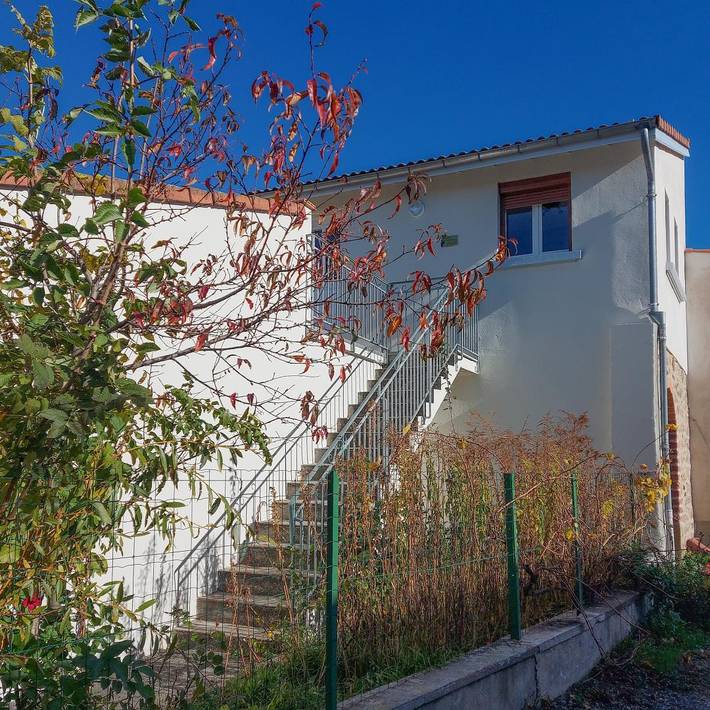 Gîte pour 4 personnes, avec Terrasse ainsi que Jardin et Vue