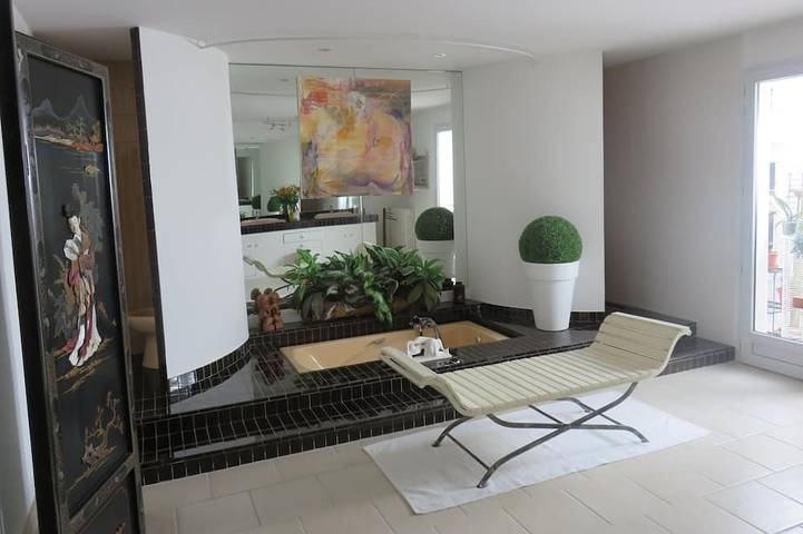 Maison de vacances pour 2 personnes, avec terrasse ainsi que jardin et jacuzzi