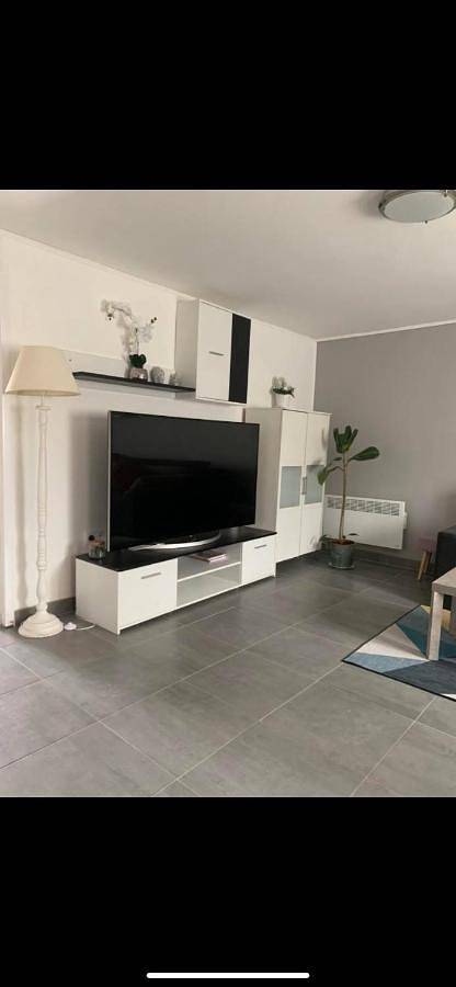 Gîte pour 3 personnes, avec jardin ainsi que vue et bassin pour enfant à Châtenoy-le-Royal - 4