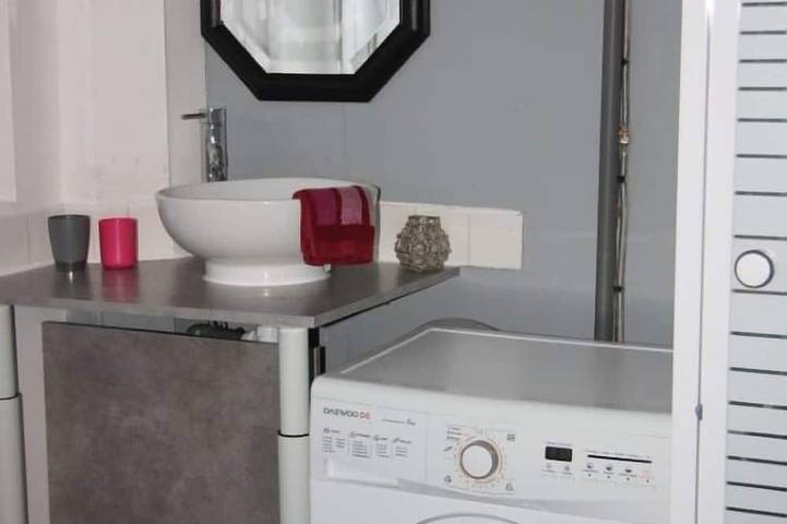 Entire apartment, Apartment Tou T Confort, in the Heart of Old Lille, Balconnet in Lille, Lille region