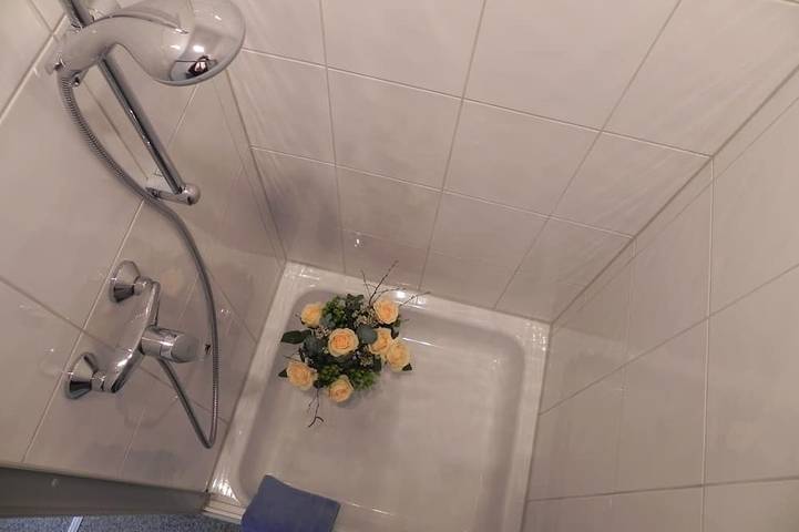 Apartamento entero, 3-huoneen Huoneisto "Am Roßplatz", Sis. Fi ja Jopa 8 Henkilöä Parveke. Autotalli in Leipzig Mitte, Leipzig