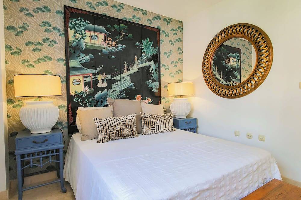 Geheel appartement, Gran Apto Cabopino Marbesa Beach in Carib Playa, Marbella