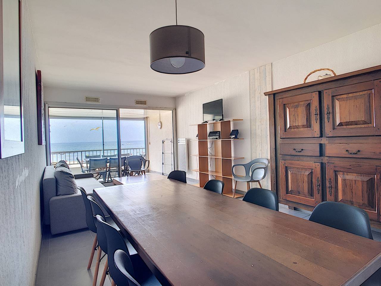 Apartamento entero, Apartamento en Primera Línea de Playa con Terraza, Parking y Vistas al Mar in Carnon-Plage, Mauguio