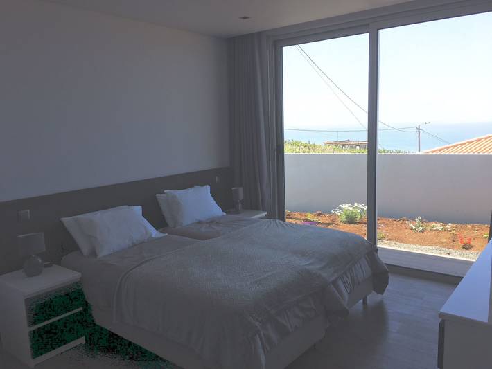 Location de vacances pour 4 personnes, avec jardin dans Estreito da Calheta - 2