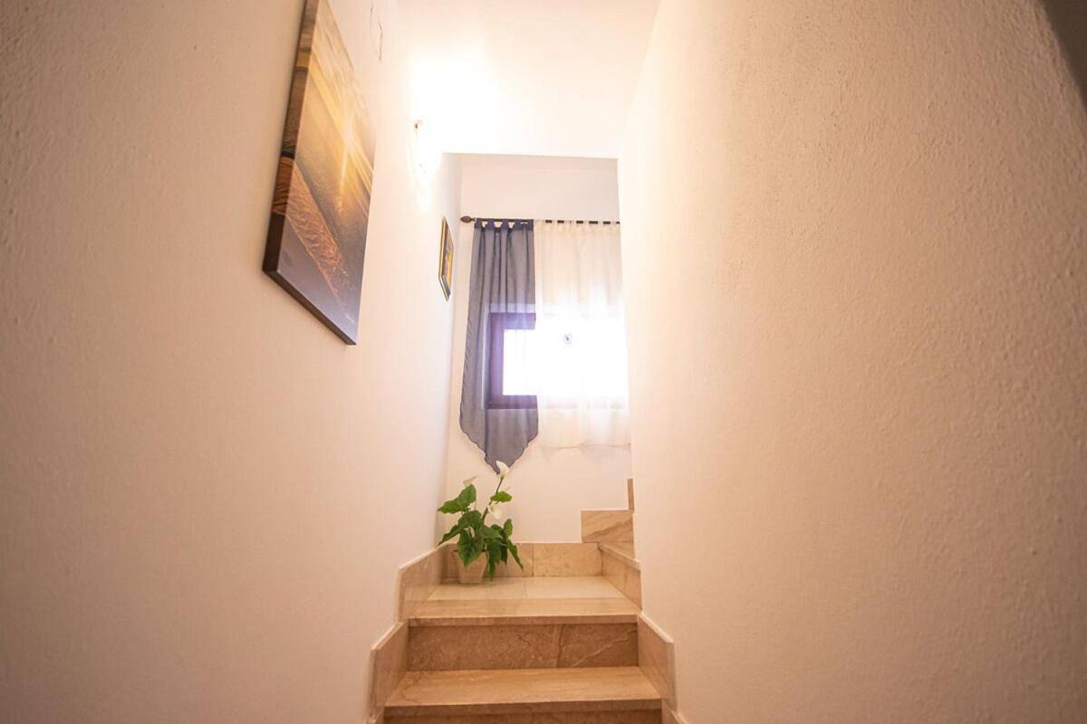 Appartement entier, Mansarda Santa Lucia, Terrazza Vista Mare & Pineta in Santa Lucia (Nuoro), Siniscola