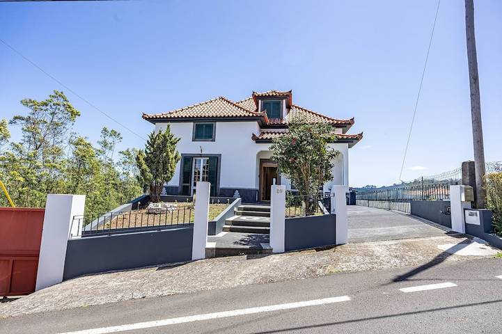 Villa für 10 Personen, mit Garten - 1