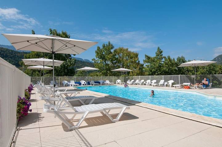 Appartement de vacances pour 8 personnes, avec balcon ainsi que sauna et piscine