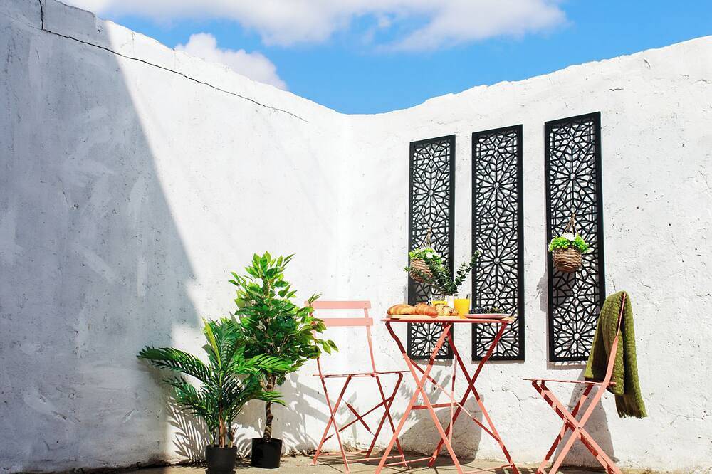 Welcome to Lohia Nights. A Home away from home, retreat! in Middlesbrough, North East England