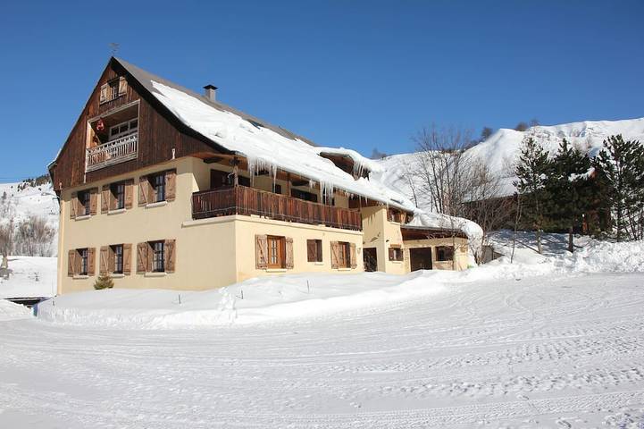 Chalet pour 16 personnes, avec balcon et jardin à Albiez-Montrond