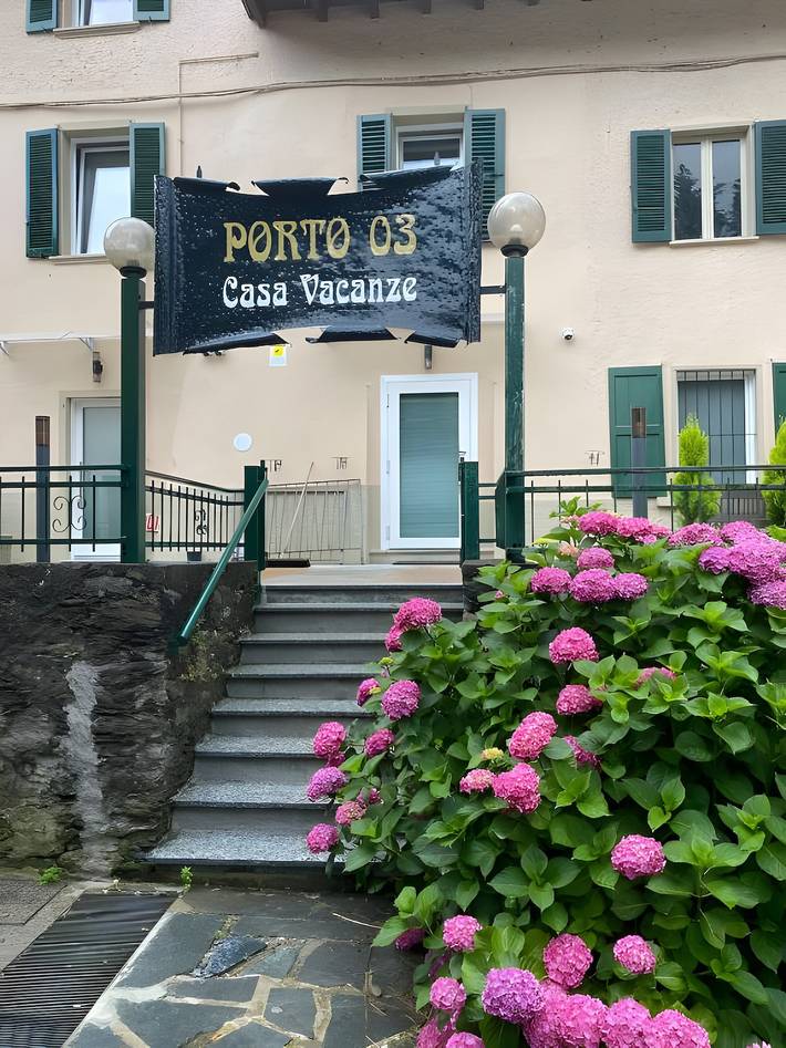 Holiday Home 'Verde' with Mountain View, Wi-Fi and Air Conditioning in Torchione-Moia, Albosaggia