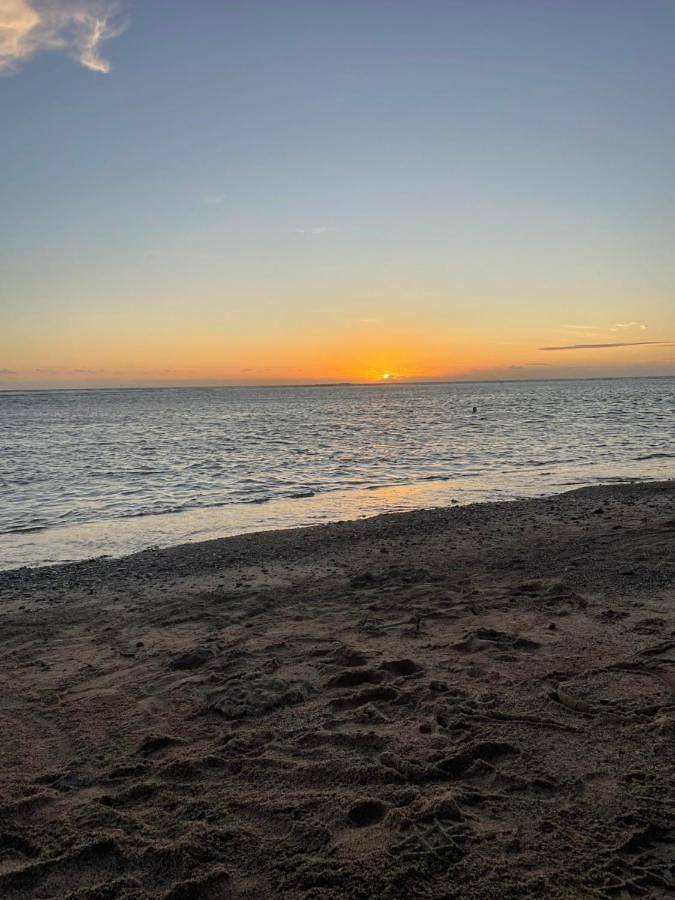 Location de vacances pour 14 personnes, avec jacuzzi ainsi que piscine et jardin à La Saline les Bains - 2