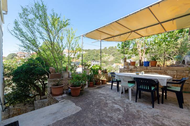 Vakantiewoning voor 6 personen, met balkon/terras, met huisdier op Korcula