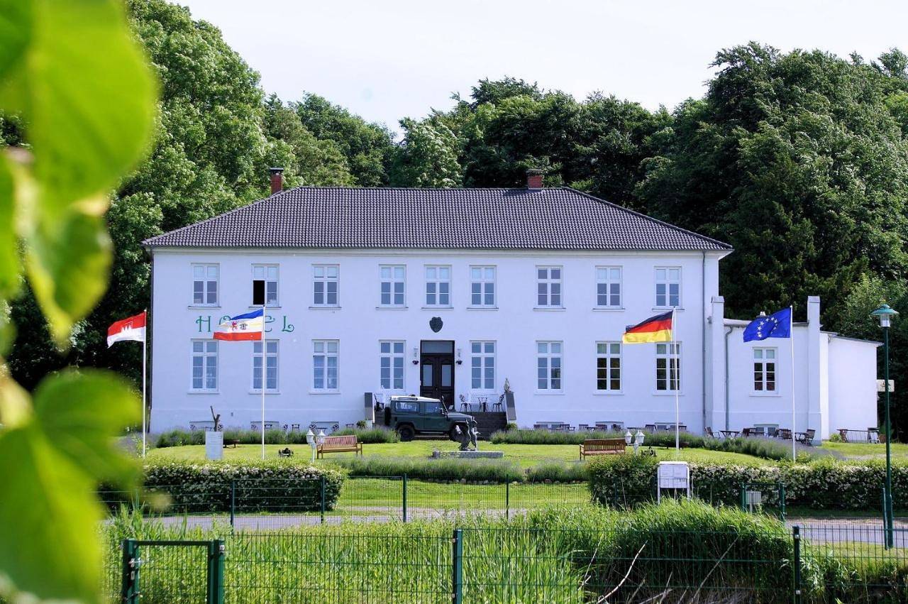 Ganze Wohnung, Ostsee-Gutshaus Am Salzhaff Pepelow nähe Rerik- am Meer residieren! in Klein Strömkendorf, Salzhaff