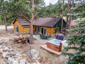 Vacation House for 8 Guests in Estes Park, Larimer County, Picture 4