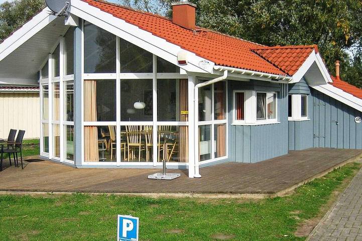 Luxus-Ferienhaus für 6 Personen, mit Garten und Whirlpool sowie Terrasse und Sauna