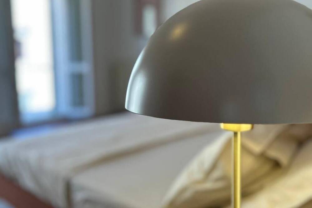 Entire apartment, Piazza Condo - Terrace with Palazzo Cesi View in the Historic Center in Acquasparta, Perugia Province