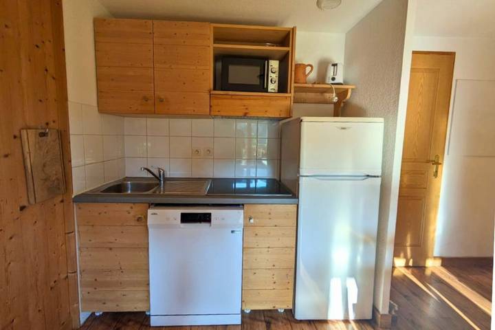 Location de vacances pour 6 personnes, avec sauna et piscine, adapté aux familles dans La Féclaz - 4