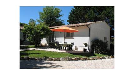 Location de vacances pour 4 personnes, avec terrasse et piscine à Les Arcs (Var)