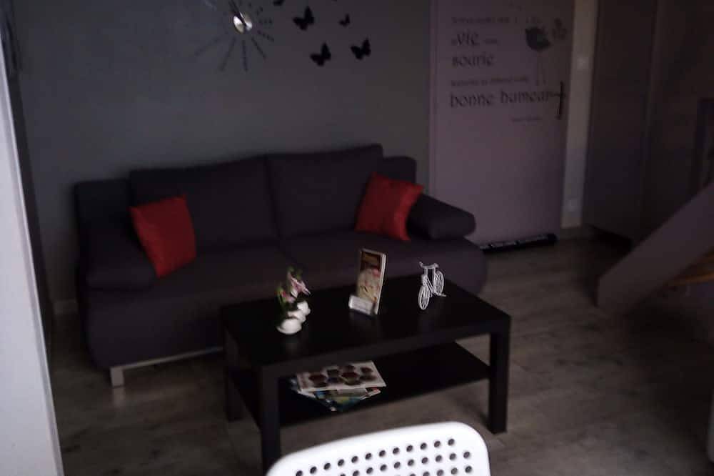 Appartement entier, Gite en hauteur avec balcon.1 chambre in Sargé-sur-Braye, Région de Vendôme