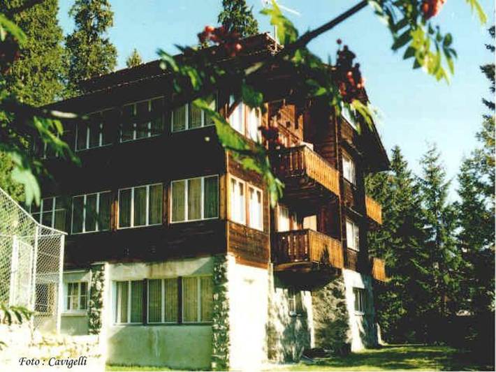 Ferienwohnung für 8 Personen, mit Balkon und Garten in Arosa