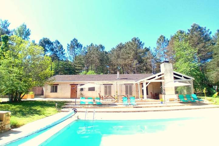 Villa pour 12 personnes, avec jardin