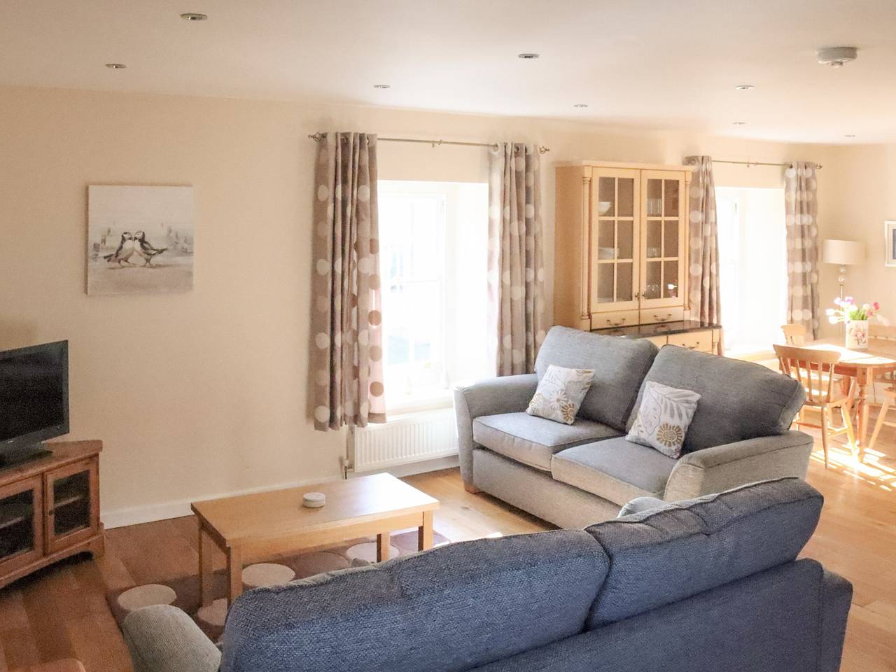 Upper Old Farmhouse in Freshwater East, Pembrokeshire