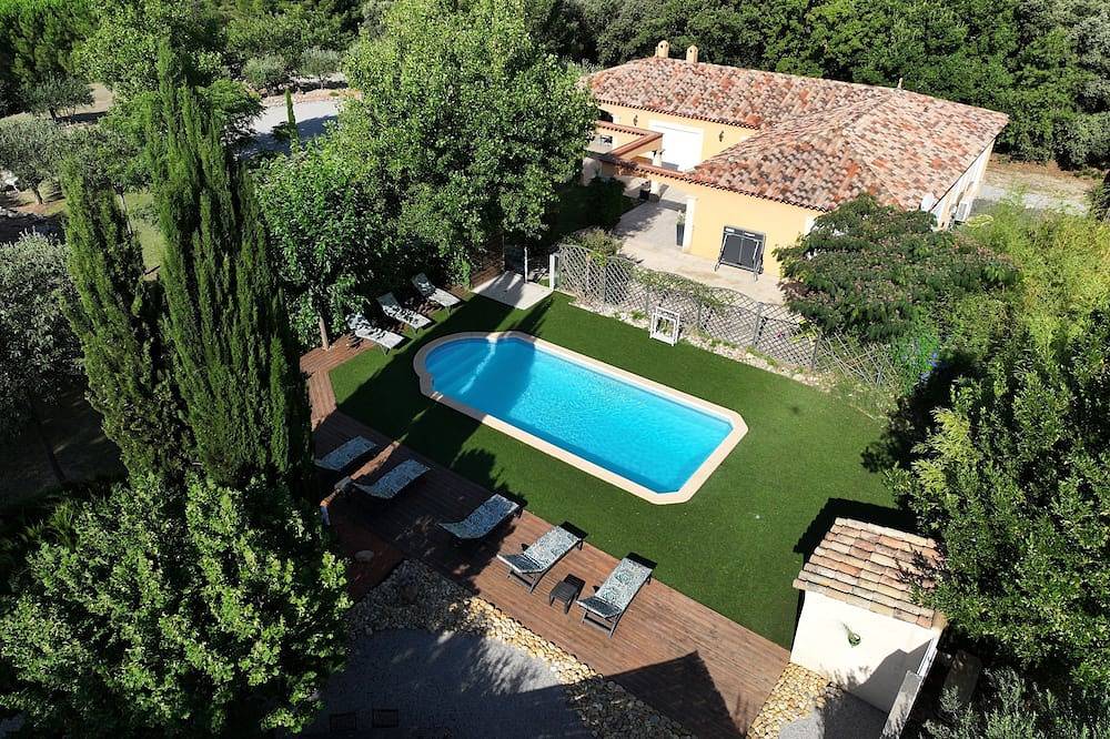 Villa De Prestige 190 M2 , 25 minutes de la mer. Étang de Thau ,Sète, Pézenas in Plaissan, Région de Lodève