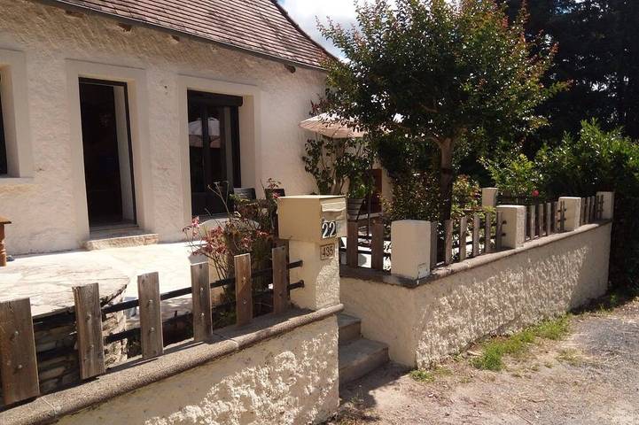 Location de vacances pour 4 personnes, avec Terrasse à Lembras