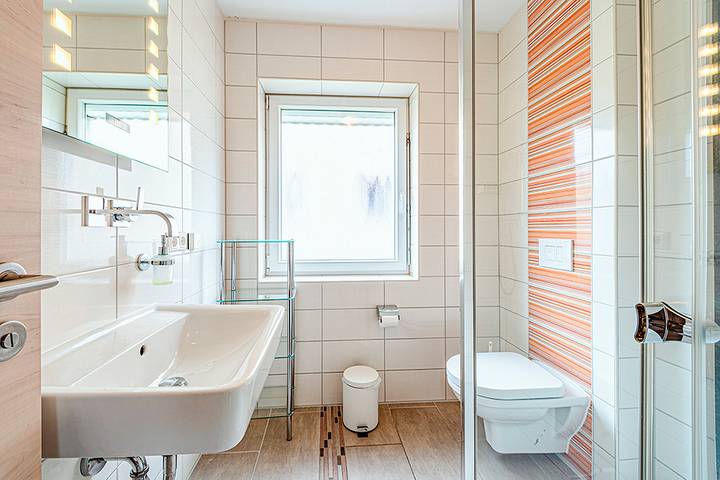 Entire holiday apartment, Holiday apartment for 6 people with terrace in Gager, Mönchgut