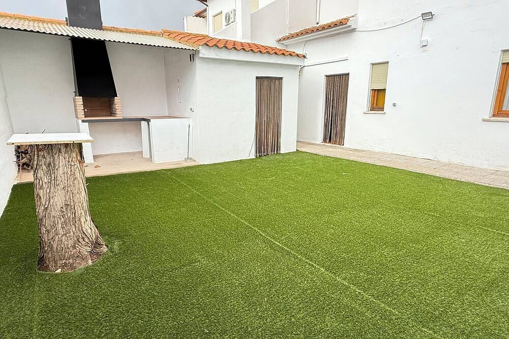 Cantarranas Tourist Accommodation in Los Hinojosos, Cuenca Provinz