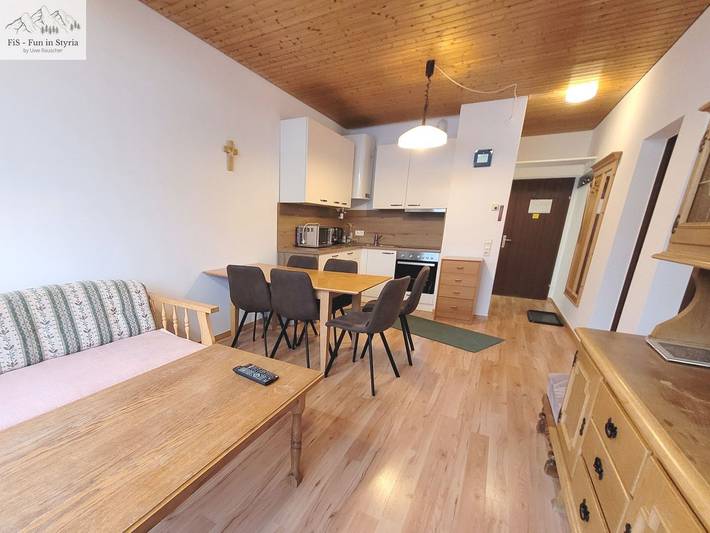 Ferienwohnung für 6 Personen, mit Balkon und Garten sowie Sauna und Ausblick in Tauplitz