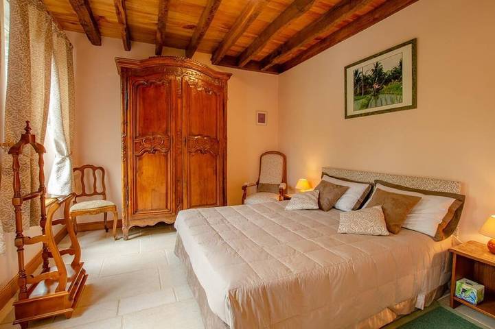 Location de vacances pour 12 personnes, avec jardin à Chennegy - 2