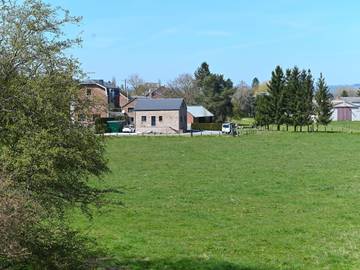 Gîte pour 4 personnes, avec jardin, adapté aux familles à Hotton