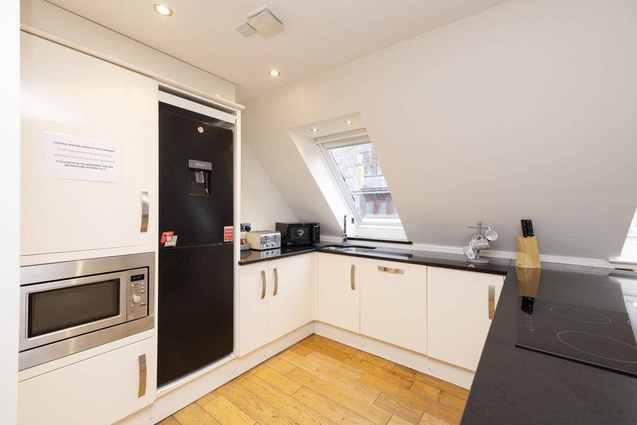 Entire apartment, Inviting Apartment near Edinburgh Castle in Edinburgh, Edinburgh and Lothian