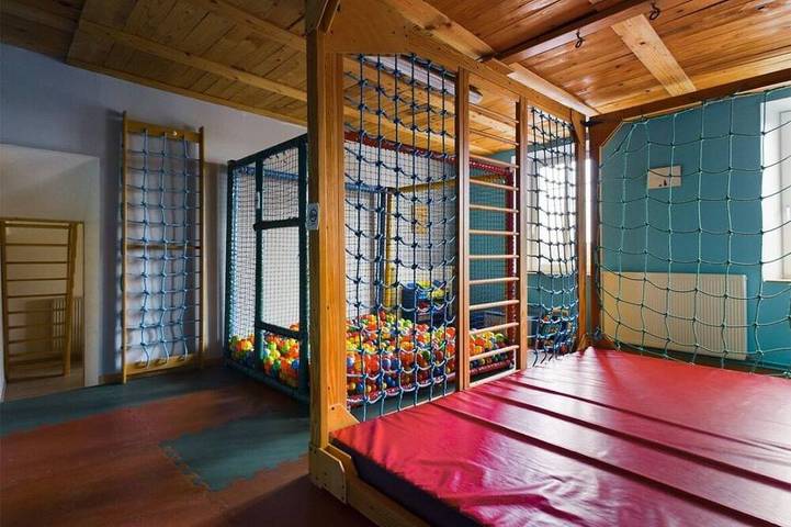 Location de vacances pour 16 personnes, avec sauna et jardin dans Bassigney