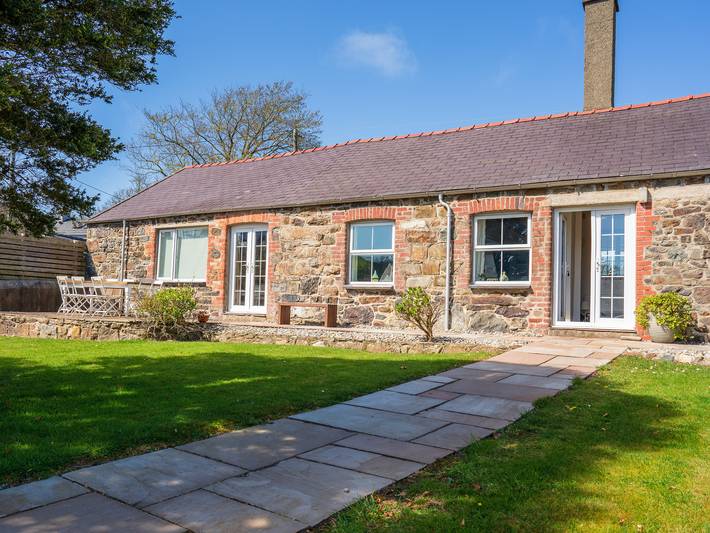 Cottage for 8 people, with garden, with pets in Abersoch