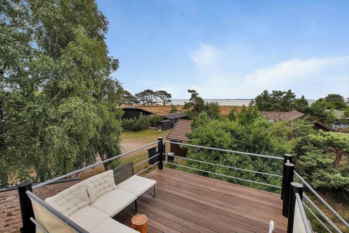 Ferieudlejning for 5 personer, med terrasse, husdyr tilladt i Sjællands Odde