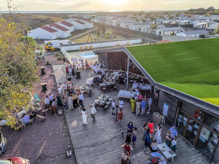 Parc de vacances pour 5 personnes, avec terrasse et piscine en Vendée - 4