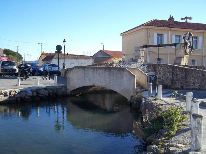 Gîte pour 4 personnes, avec vue et terrasse dans Plage des Salins (Hyeres) - 3