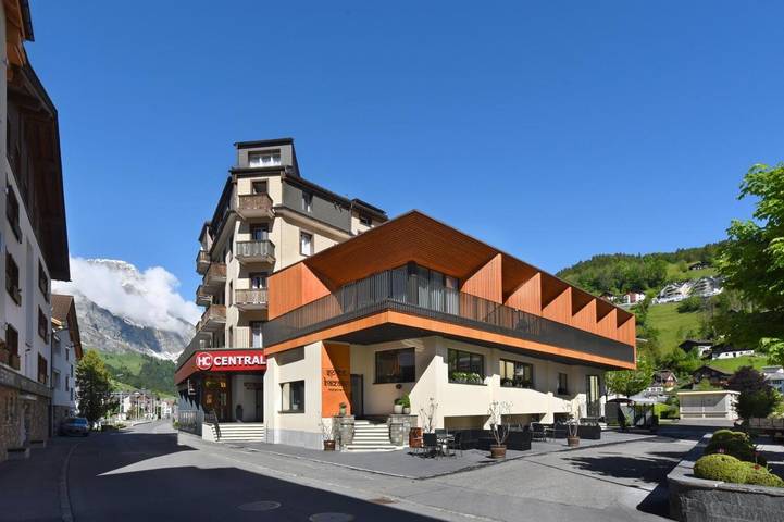 Hotel para 3 personas, con vistas y balcón - 1