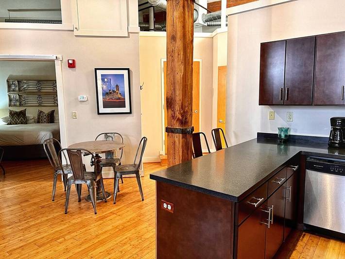 Vacation apartment for 6 people, with balcony - 1