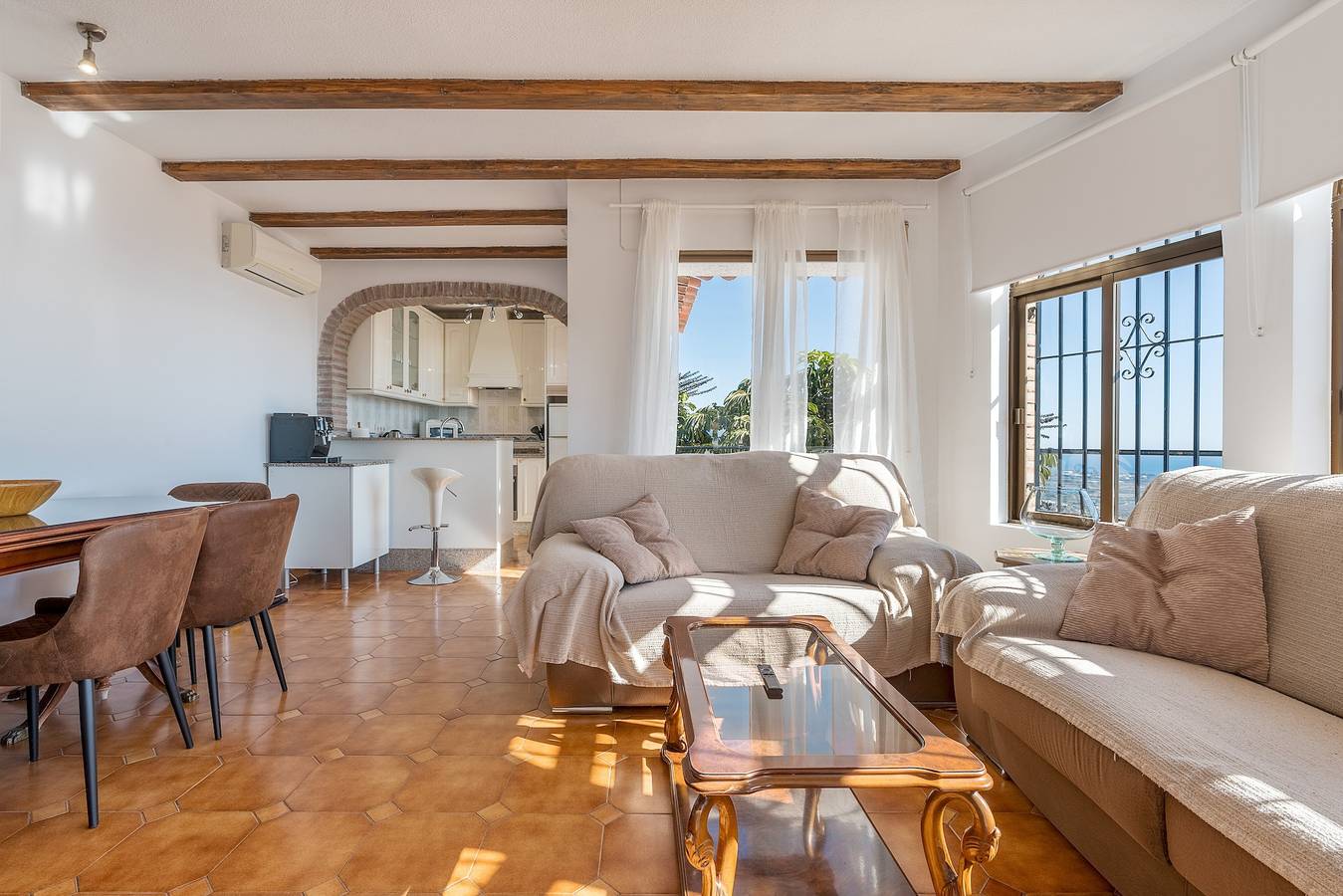 Villa 'Casa Romantica' with Sea View, Wi-Fi and Air Conditioning in Monte de los Almendros, Salobreña