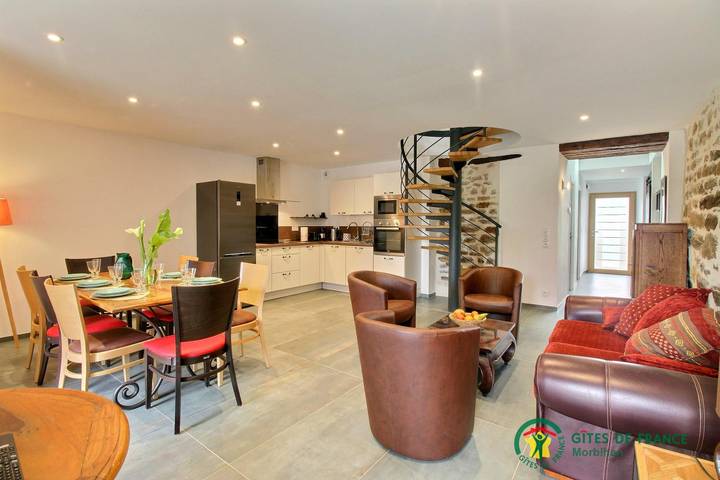 Gîte pour 6 personnes, avec terrasse et jardin, animaux acceptés à Ploeren - 4