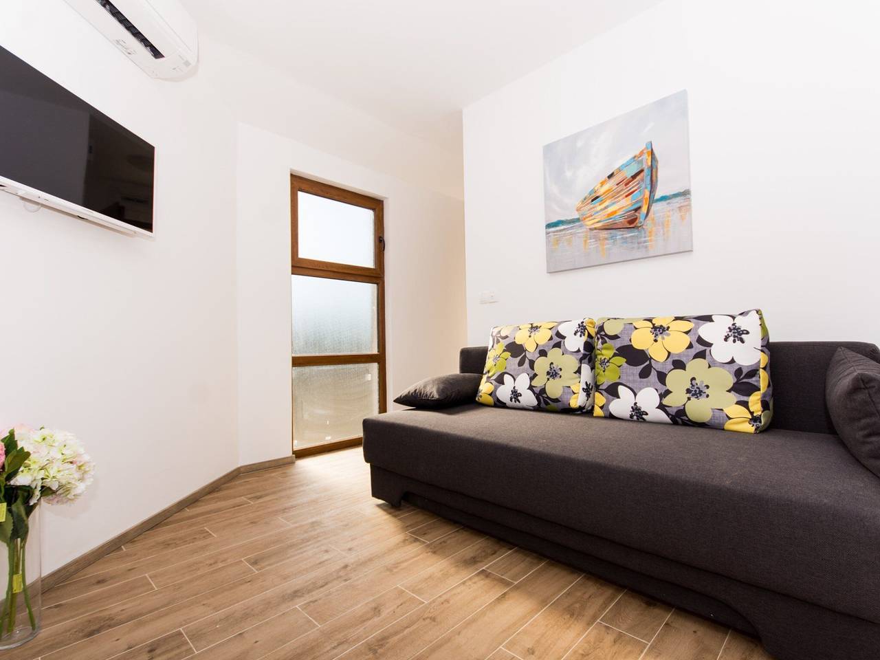 Ganze Wohnung, Villa La-Comfort One Bedroom Apartment with Sea View Terrace 2 in Drvenik Veliki, Drvenik Mali und Veli