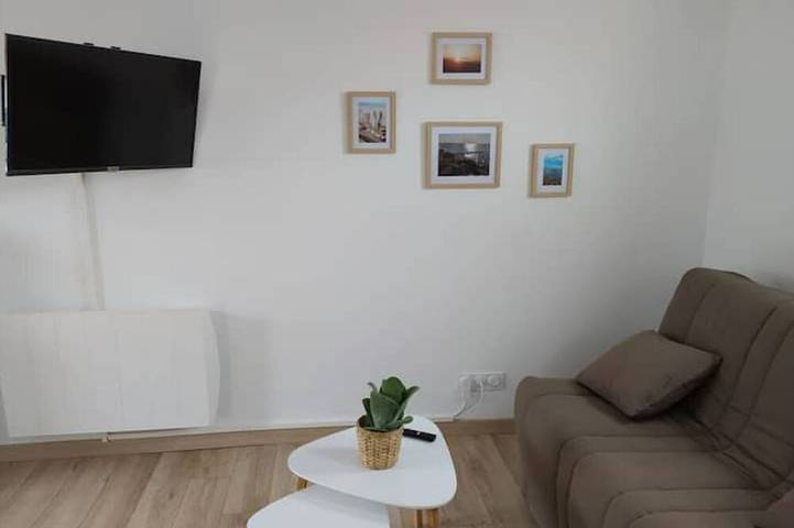 Entire apartment, T1 - Studio Confortable Wissant in Wissant, Boulogne-sur-Mer region